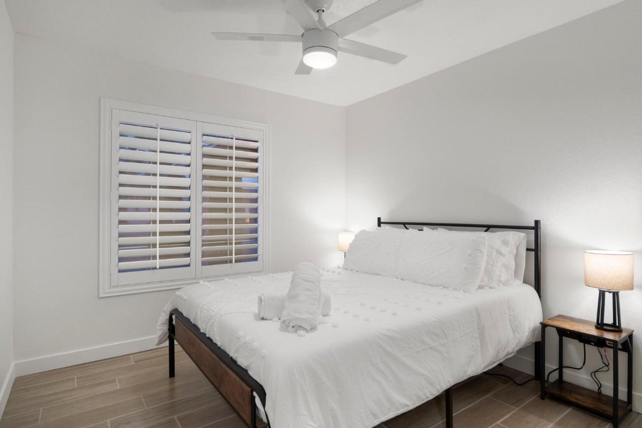 Large Pool With Diving Board, Remodeled 3Bdrm, Near State Farm Stdm And More! بيوريا المظهر الخارجي الصورة