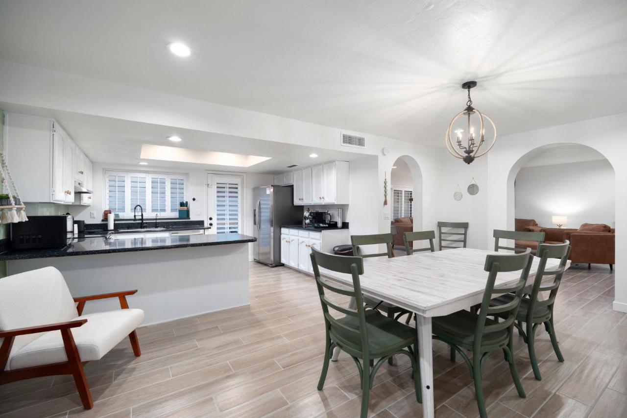 Large Pool With Diving Board, Remodeled 3Bdrm, Near State Farm Stdm And More! بيوريا المظهر الخارجي الصورة