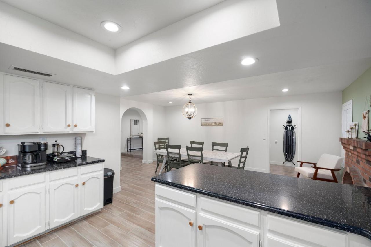 Large Pool With Diving Board, Remodeled 3Bdrm, Near State Farm Stdm And More! بيوريا المظهر الخارجي الصورة