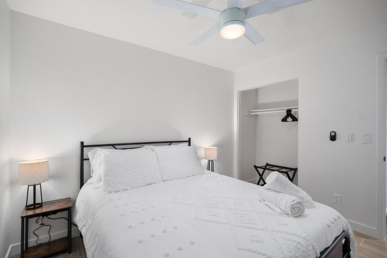 Large Pool With Diving Board, Remodeled 3Bdrm, Near State Farm Stdm And More! بيوريا المظهر الخارجي الصورة