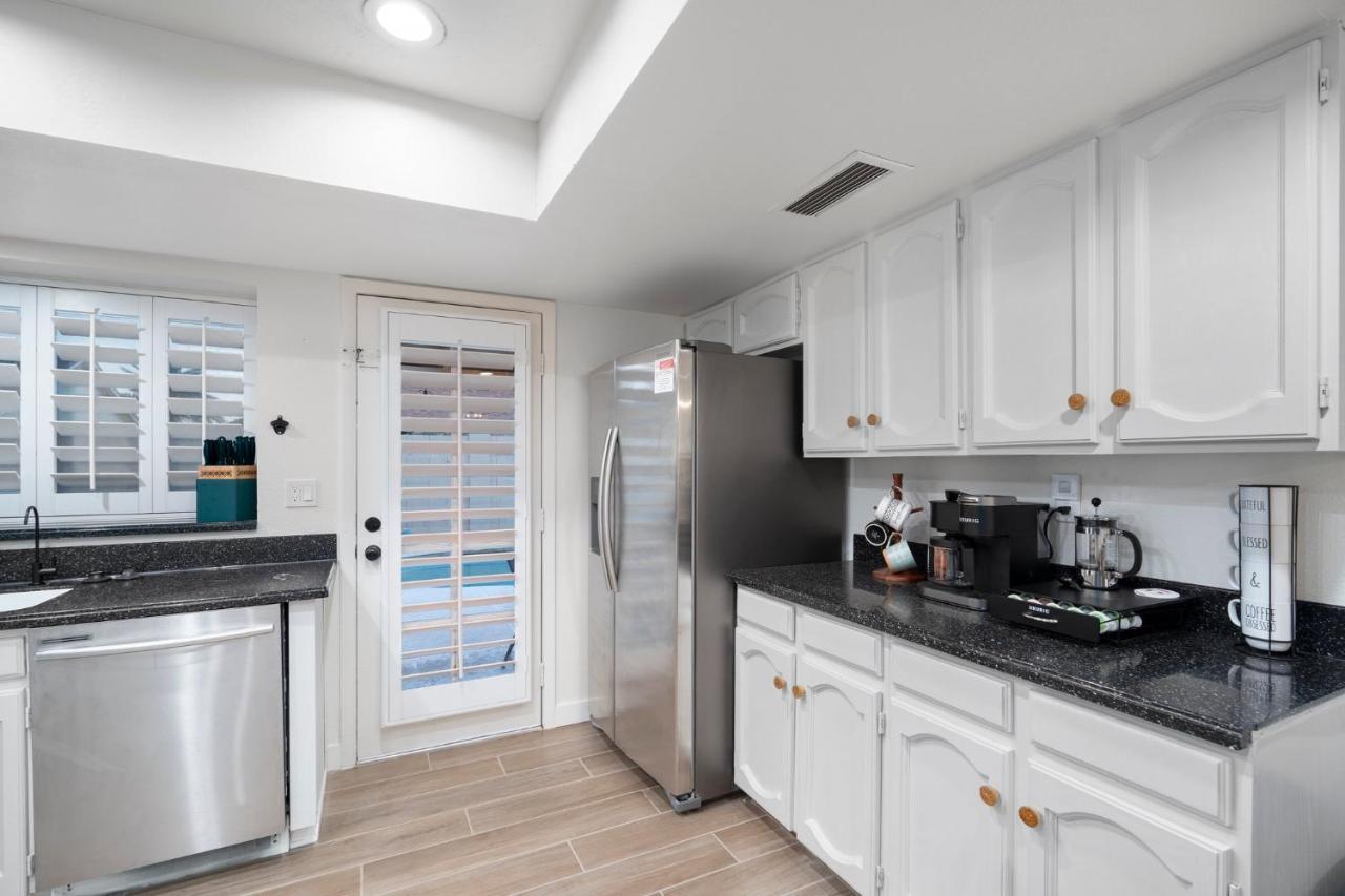 Large Pool With Diving Board, Remodeled 3Bdrm, Near State Farm Stdm And More! بيوريا المظهر الخارجي الصورة